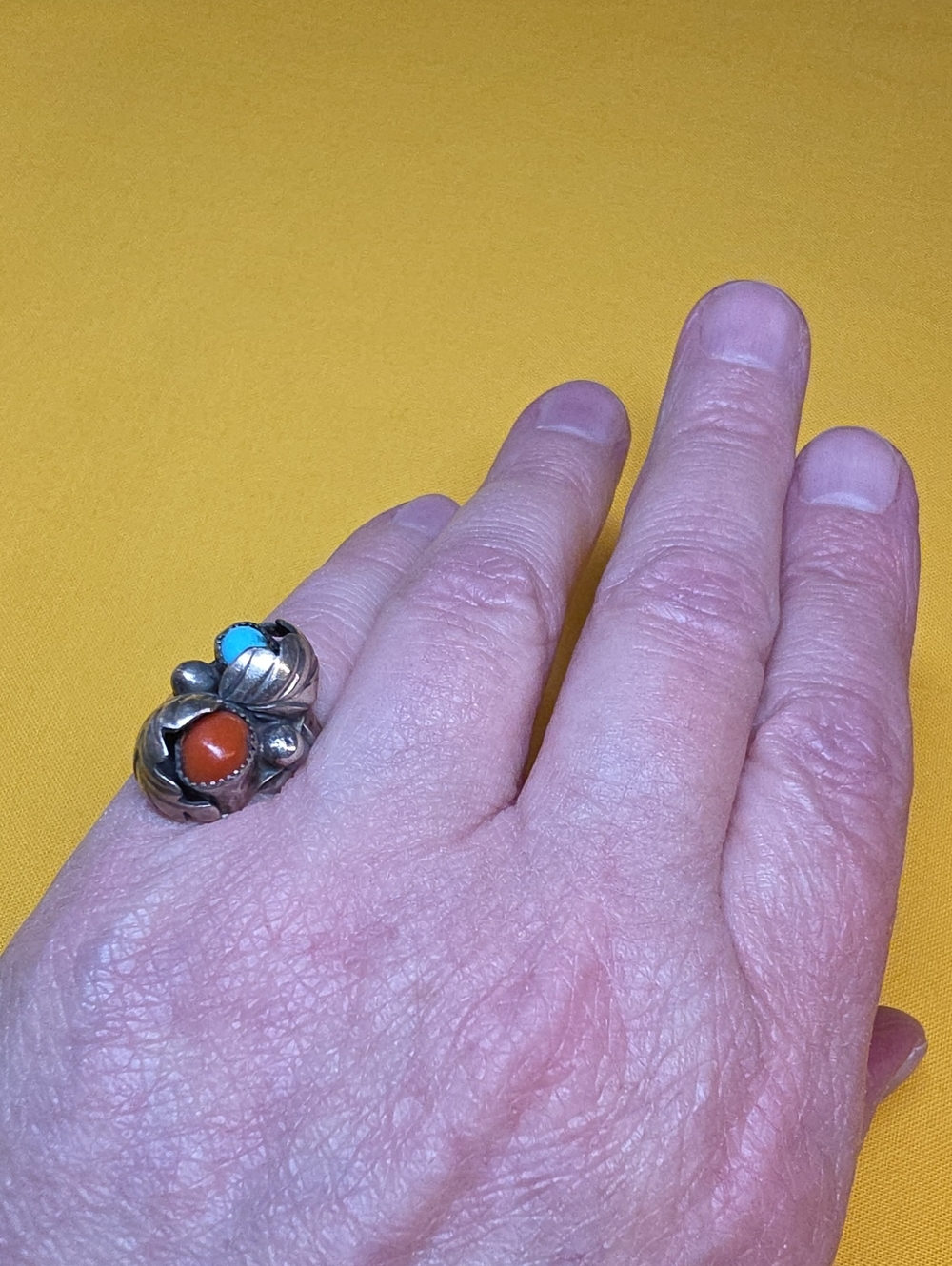 VTG Navajo MM Hallmark Silver Turquoise Coral Leaf Cluster Ring Size 5.75
